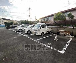 8 / 9