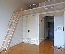 京都市営烏丸線 北大路駅 3.2kmの賃貸アパート 2階1Kのリビング/ダイニング