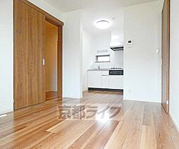 京都市営烏丸線 北大路駅 徒歩25分の賃貸アパート 2階1LDKのリビング/ダイニング