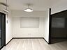 室内：※こちらは、AIの家具消し機能を使用して作成したイメージ画像です。