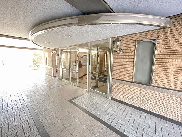 エントランスを拡大表示
