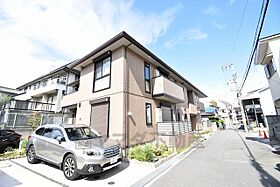 ファミーユ  ｜ 大阪府豊中市若竹町１丁目14番13号（賃貸アパート2LDK・1階・62.70㎡） その1