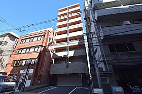 グランブルジュ  ｜ 大阪府吹田市江の木町5番25号（賃貸マンション1R・7階・31.96㎡） その1