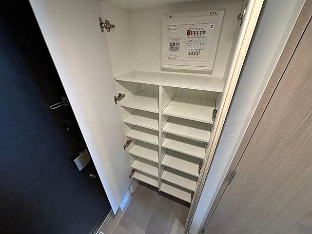 収納