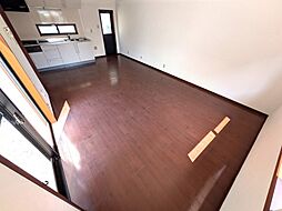 JR可部線 大町駅 徒歩11分の賃貸テラスハウス 1階2LDKのリビング/ダイニング