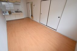 プレジーsukenobuB棟 203号室 2階2DKのリビング/ダイニング