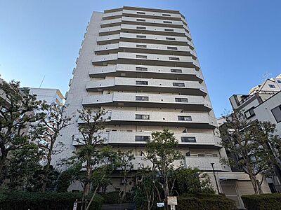 外観：地下鉄3沿線利用可能！小学校徒歩5分圏内でファミリー層におすすめ物件♪