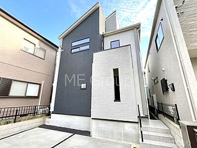 外観:洗練された外観、上質な住空間が広がる室内は永く安心して過ごせる住居です。 外観:洗練された外観、上質な住空間が広がる室内は永く安心して過ごせる住居です。