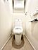 トイレ：明るく清潔感のあるトイレです。  