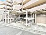 その他：駐輪場は屋根付き