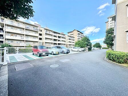 駐車場（空き状況は都度ご確認ください）