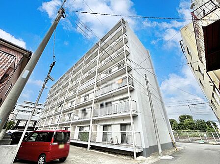 溢れる陽光でご家族の笑顔も輝く