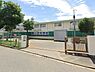 周辺：中学校 852m 松戸市立栗ケ沢中学校