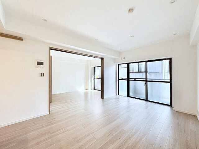 リビング/ダイニング パールモア浦安 2階/-