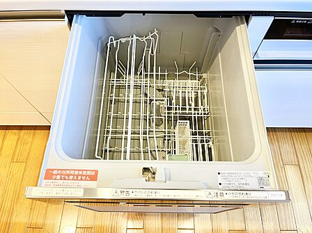 面倒なお片づけは食洗機にお任せ!家事の負担が減って、時間にも気持ちにもゆとりができます。