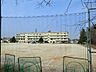周辺：中学校 1222m 松戸市立栗ケ沢中学校