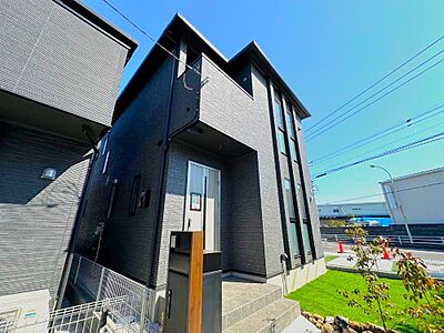 外観：たっぷりの陽光と心地よい風が舞い込む住まい 