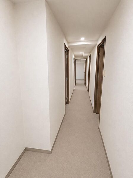 玄関を拡大表示