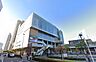 周辺：川口キュポ・ラ 【営業時間9：00～21：00】 川口駅東口から徒歩2分。中央図書館や市民ホール、保育園、ショッピング、スーパー、レストランなどが入居する複合商業施設です！（450m）