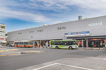 東武伊勢崎・大師線「草加」駅(560m)