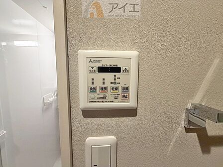 浴室乾燥機はカビ防止に、天気を気にせず洗濯を干せて大活躍