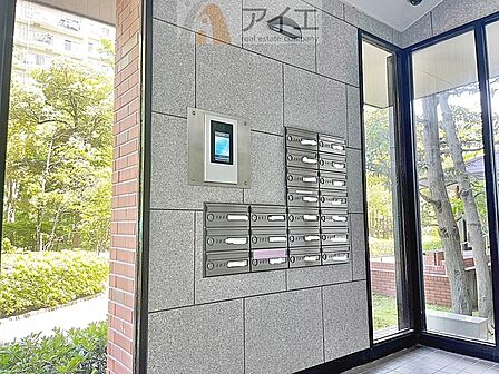 共働きや留守の多いご家族も安心の充実したセキュリティ