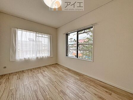 風通しが良く、開放感あふれるお部屋です