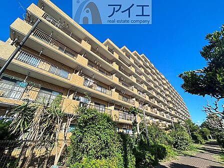 友人を呼びたくなるリノベーション済みのきれいな住まいです