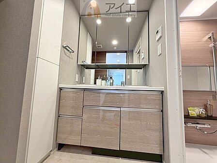 【施工例】上質な洗面空間がゆとりの時間を演出