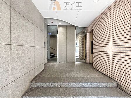 共用部の清掃・修理は管理員が実施