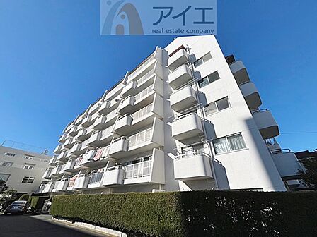 友人を呼びたくなるリノベーション済みのきれいな住まいです