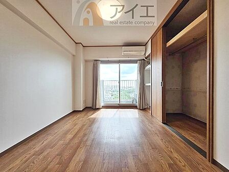風通しが良く、開放感あふれるお部屋です