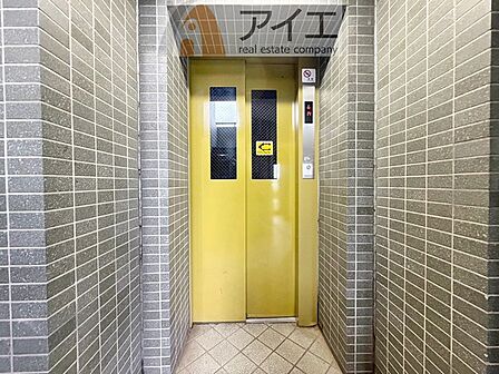清掃も行き届いたエレベーターホール