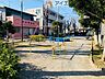 周辺：公園が近く、子育て家族に嬉しい緑豊かな環境です