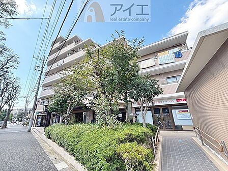 溢れる陽光でご家族の笑顔も輝く住まい
