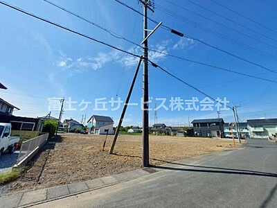 外観：現在建築中の外観画像です。ご内覧は同じメーカーの完成物件へご案内いたしますので、いつでもご相談ください！