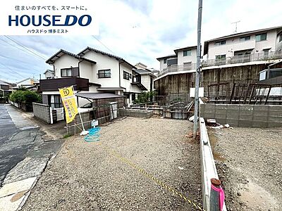 外観:【福岡市内で住替え検討中の子育て世帯へ。最大120万円助成対象のおすすめ物件です】(7月6日撮影)◆約4.5帖の納戸収納。お住まいの収納力アップさせてくれます。◆JR舞松原駅まで歩9分 外観:【福岡市内で住替え検討中の子育て世帯へ。最大120万円助成対象のおすすめ物件です】(7月6日撮影)◆約4.5帖の納戸収納。お住まいの収納力アップさせてくれます。◆JR舞松原駅まで歩9分