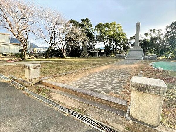 周辺を拡大表示