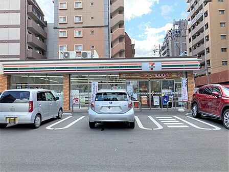 セブンイレブン 博多駅東3丁目店 210m