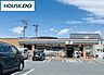 周辺：セブンイレブン山形鈴川3丁目店 570m
