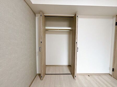 天井高サイズのクローゼットなのでお洋服がたくさん収納できます!