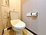 トイレ：ウォシュレット付きトイレです。
