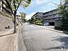 外観：前面道路広いです♪