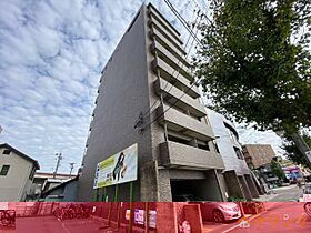 ラ　ベル　ヴィー  ｜ 愛知県名古屋市西区栄生1丁目（賃貸マンション1K・5階・30.86㎡） その1