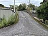 外観：前面道路含む現地写真