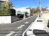 その他：東側前面道路