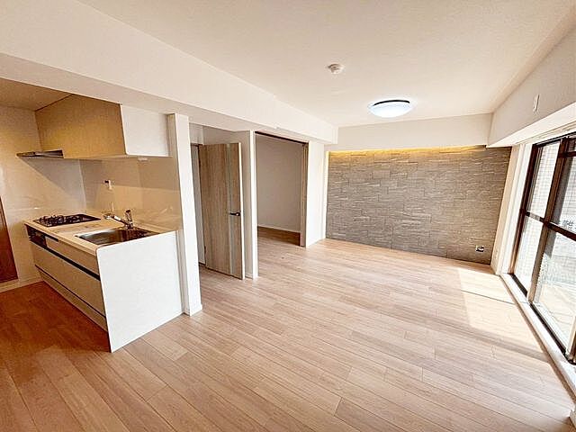 リビング/ダイニング グラン・ドムール南仙台 4階/-