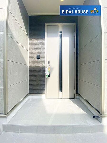 玄関を拡大表示