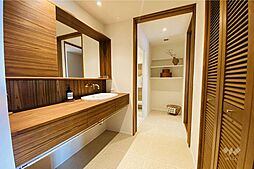 収納充実の洗面台！