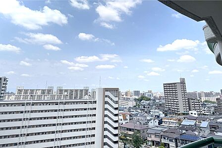 バルコニーからの眺め（南方向）［2026年5月25日撮影］
